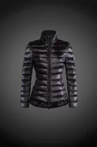 2020 秋冬 MONCLER モンクレール 秋冬を彩る一着 レディース ダウンジャケット8826