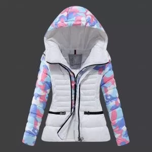 2020 秋冬 MONCLER モンクレール 保温効果は抜群 レディース ダウンジャケット6014
