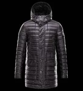 2020秋冬 一味違うケーブル編みが魅力満点 MONCLER モンクレール ダウンジャケット