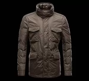抜群の雰囲気が作れる 2020秋冬 MONCLER モンクレール ダウンジャケット