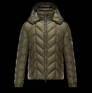 2020秋冬 MONCLER モンクレール 大人のおしゃれに ダウンジャケット