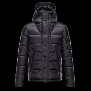 2020秋冬 MONCLER モンクレール 大人のおしゃれに ダウンジャケット