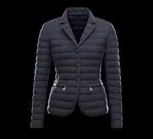 首胸ロゴ 2020秋冬 MONCLER モンクレール ダウンジャケット