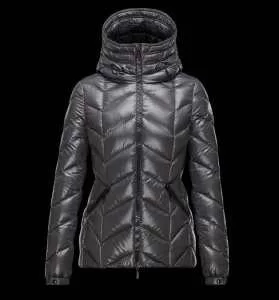 2020秋冬 MONCLER モンクレール美品 ダウンジャケット