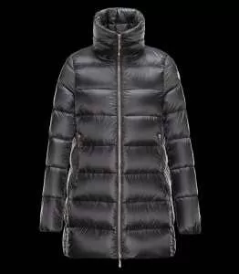2020秋冬 ◆モデル愛用◆ MONCLER モンクレール ダウンジャケット