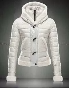 特選新作 201314秋冬新作 女性用 モンクレール MONCLER ダウンジャケット 3色可選