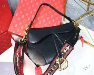 数量限定再入荷 3色可選 2020秋冬の定番新品到来 ディオール DIOR ショルダーバッグ 今年っぽくNEWファッション