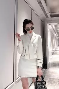 人気ブランドの秋冬新色 シャネル 2020トレンドカラー秋冬セール CHANEL とにかく完璧ブランド新作 スカート