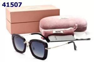 お洒落なMIU MIU ミュウミュウ 人気商品 サングラス