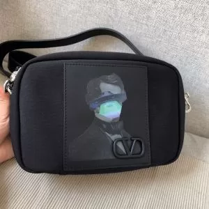 シンプルなファッション ミニバッグ 2020モデル ヴァレンティノ VALENTINO