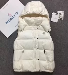 更にトレンドが急上昇中 MONCLER 2020秋冬新作の相棒を大公開 モンクレール 肌寒い季節に欠かせない