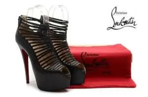 抜群の雰囲気が作れる2020 Christian Louboutin クリスチャンルブタンパンプス