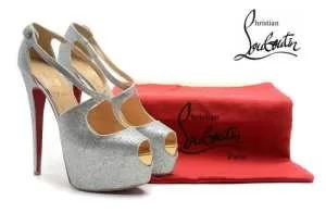 人気激売れ新作 2020 Christian Louboutin クリスチャンルブタンパンプス
