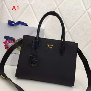 2020SSのトレンド商品 注目度が高まり最新コレクション プラダ PRADA ハンドバッグ 3色可選