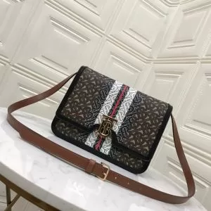 バーバリー 2020春夏人気トレンドアイテム BURBERRY おしゃれ上級者に挑戦 レディースバッグ オシャレ印象で人気の高い