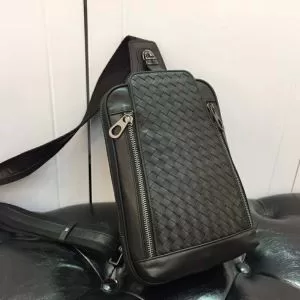 今季は特に注目ファション ボッテガ ヴェネタ BOTTEGA VENETA ショルダーバッグ 夏らしい季節感