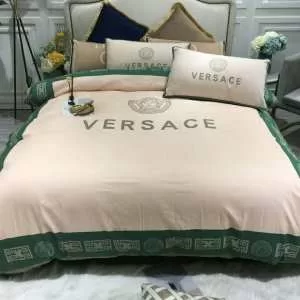 ヴェルサーチ 注目の秋ファッション一番 VERSACE 寝具4点セット 最速2020秋冬トレンドブランド