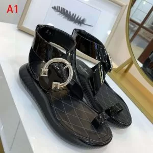 大人の可愛さを引き立て 2020年春夏流行ファッション ルイ ヴィトン LOUIS VUITTON サンダル 2色可選