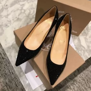 流行の注目ブランドハイヒール クリスチャンルブタン CHRISTIAN LOUBOUTIN