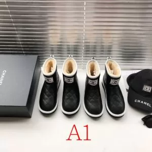 3色可選 CHANEL 秋にはやる最新作を先取り シャネル 2020秋冬トレンドアイテム レザーブーツ さわやかに新品おすすめ