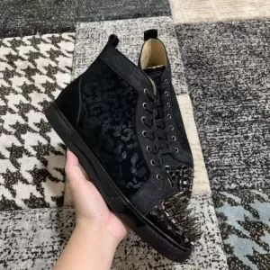 2020SS人気 クリスチャンルブタン今回注目する Christian Louboutin ランニングシューズ