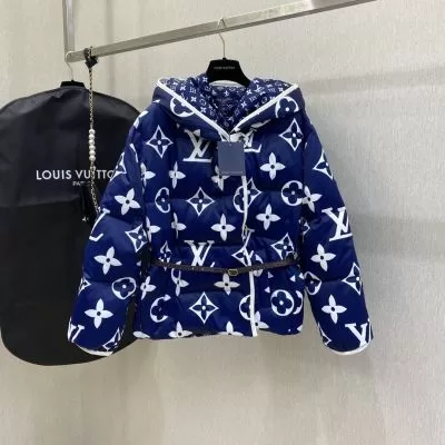 LOUIS VUITTON ルイヴィトン 綿服/ダウンジャケット ◆モデル愛用◆