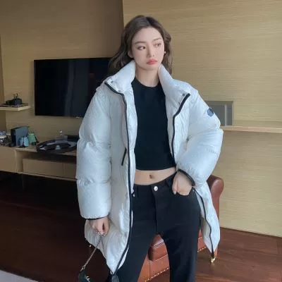 LOUIS VUITTON ルイヴィトン 綿服/ダウンジャケット 人気が爆発