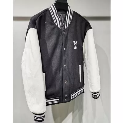 LOUIS VUITTON ルイヴィトン 綿服/ダウンジャケット シルエットを引き締めスタイリッシュ ★安心★追跡付