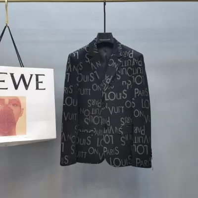 LOUIS VUITTON ルイヴィトン 綿服/ダウンジャケット すっきり着膨れしない ★安心★追跡付
