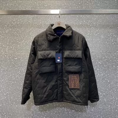 LOUIS VUITTON ルイヴィトン 綿服/ダウンジャケット 肌寒い季節に欠かせない ★安心★追跡付