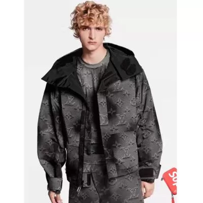 LOUIS VUITTON ルイヴィトン 綿服/ダウンジャケット 目を引 ★安心★追跡付