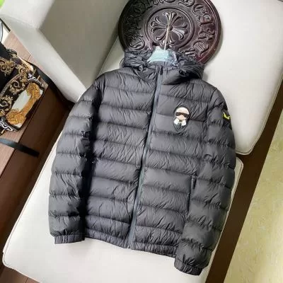 FENDI フェンデイ 綿服/ダウンジャケット ★安心★追跡付 人気商品
