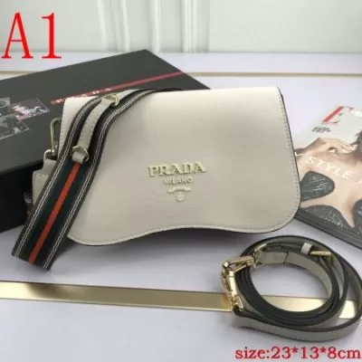 プラダ PRADA ★安心★追跡付 肩掛けバッグ / ワンショルダーバッグ 新作売切れ続出 2102