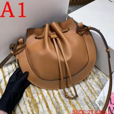 ロエベ LOEWE ★安心★追跡付 肩掛けバッグ / ワンショルダーバッグ 人気話題 足下注目してくれる