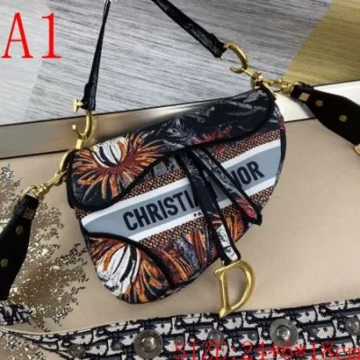 ディオール DIOR ★安心★追跡付 手持ち&ショルダー掛け 最新商品即完売 大注目国内完売数量限定