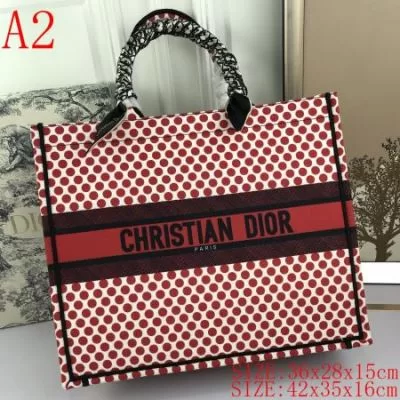 ディオール DIOR ★安心★追跡付 手持ち&ショルダー掛け 最新商品即完売 セール価格