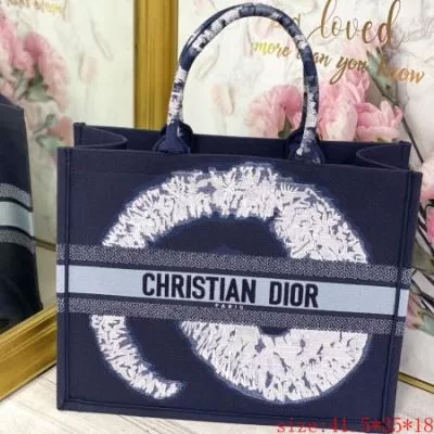 ディオール DIOR ★安心★追跡付 ハンドバッグ 最新商品即完売 足下注目してくれる