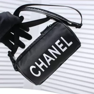 シャネル CHANEL ★安心★追跡付 肩掛けバッグ / ワンショルダーバッグ 人気話題 先行入手