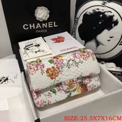 シャネル CHANEL ★安心★追跡付 肩掛けバッグ / ワンショルダーバッグ 人気話題 大注目国内完売数量限定