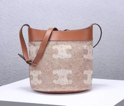 シャネル CHANEL ★安心★追跡付 肩掛けバッグ / ワンショルダーバッグ 今年も人気 完売必須☆お早めに
