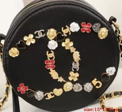 シャネル CHANEL ★安心★追跡付 肩掛けバッグ / ワンショルダーバッグ 最新商品即完売 人気確定