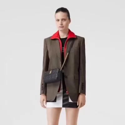 バーバリー BURBERRY ★安心★追跡付 肩掛けバッグ / ワンショルダーバッグ 今年も人気 少量入荷☆限定モデル