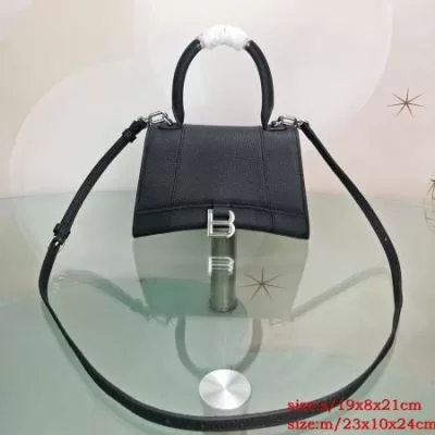 バレンシアガ BALENCIAGA ★安心★追跡付 手持ち&ショルダー掛け TOPセラー賞