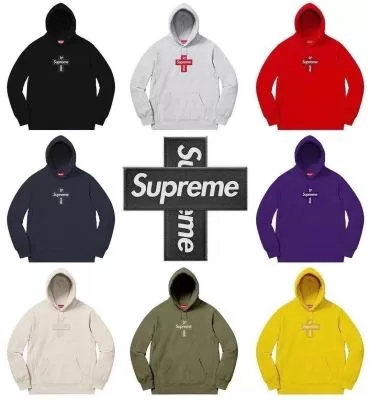 シュプリーム Supreme トレーナー/パーカー/ジャケット、上着 Cross Box Logo Hooded