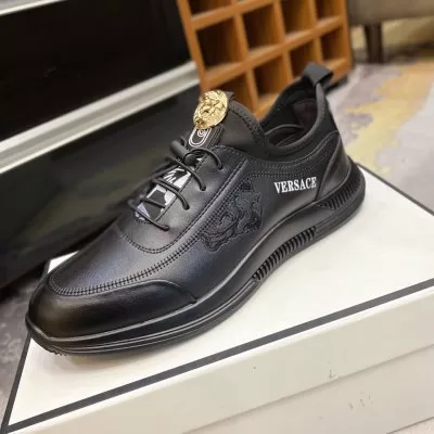 カジュアルシューズ/スニーカー ヴェルサーチ VERSACE 今年も人気 完売必須