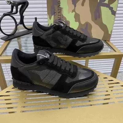 カジュアルシューズ/スニーカー ヴァレンティノ VALENTINO 人気 ランキング 足下注目してくれる