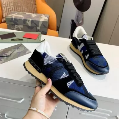 カジュアルシューズ/スニーカー ヴァレンティノ VALENTINO 人気 ランキング 愛用ブランド
