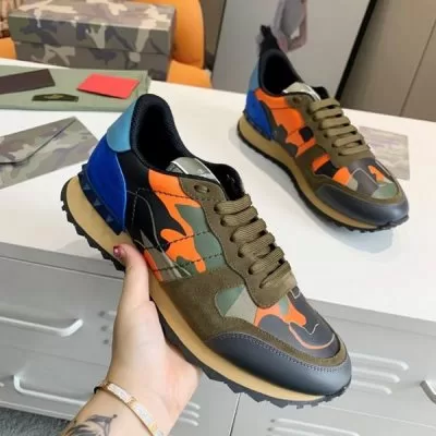 カジュアルシューズ/スニーカー ヴァレンティノ VALENTINO 今年も人気 限定品 人気No.1
