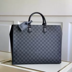 エレガントな雰囲気 ルイ ヴィトン LOUIS VUITTON おしゃれな人が持っている ビジネスバッグ