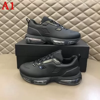 カジュアルシューズ/スニーカー プラダ PRADA スニーカー 人気確定 セール価格